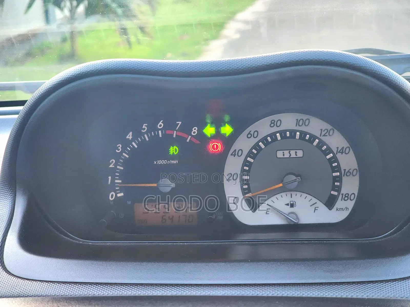 Toyota IST 2007 Silver