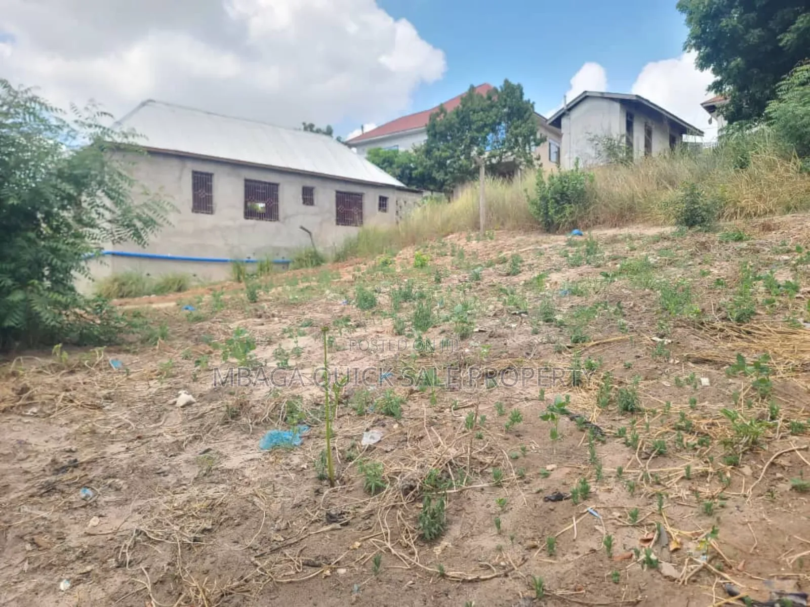 Plot for Sale TSH 12 Million at Kimara Temboni Area SQM 300