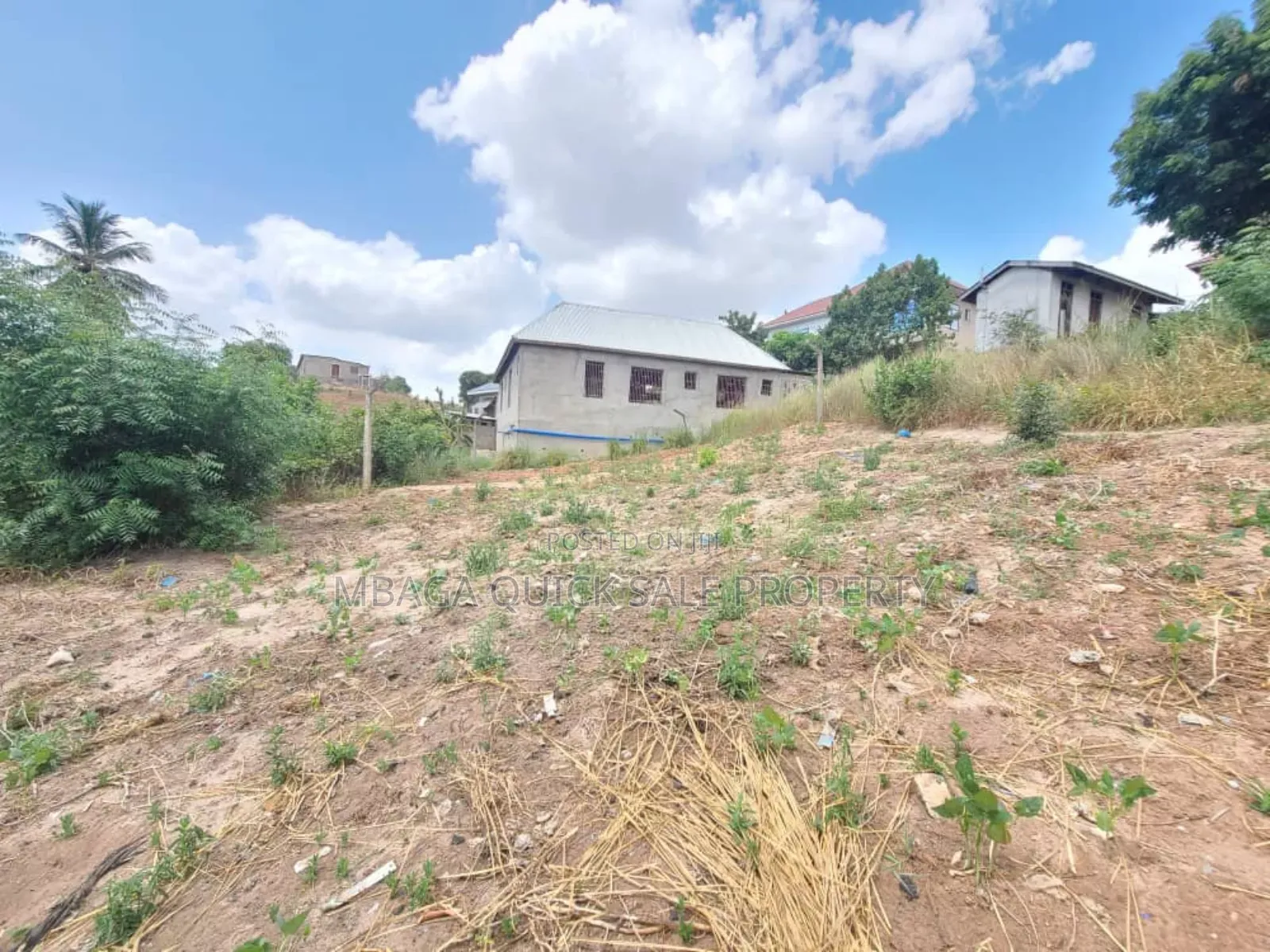 Plot for Sale TSH 12 Million at Kimara Temboni Area SQM 300