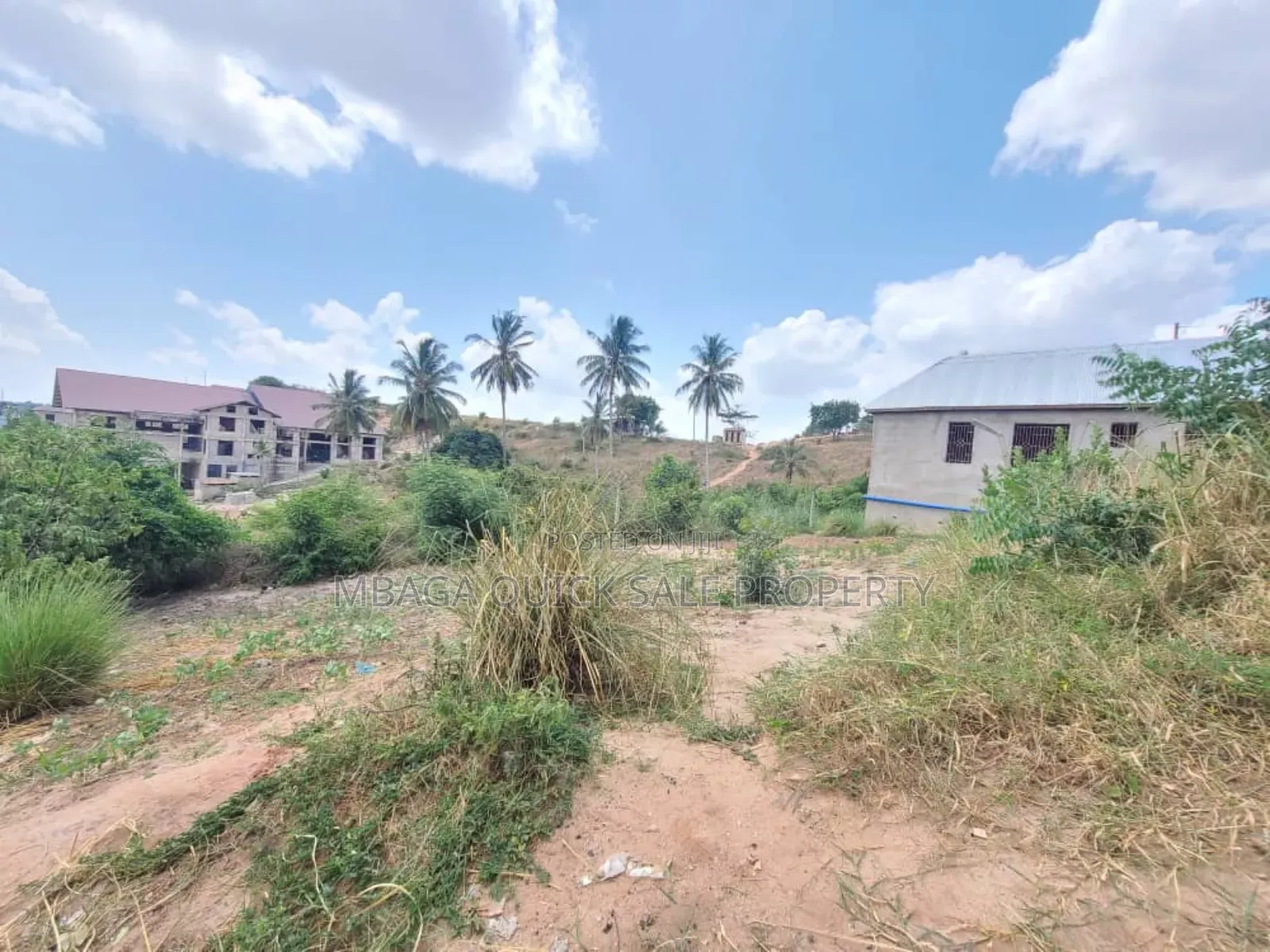Plot for Sale TSH 12 Million at Kimara Temboni Area SQM 300