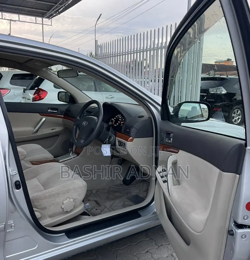 Toyota Premio 1.5 FWD 2005 Silver