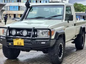 Toyota Land Cruiser 100 4.2 2008 White