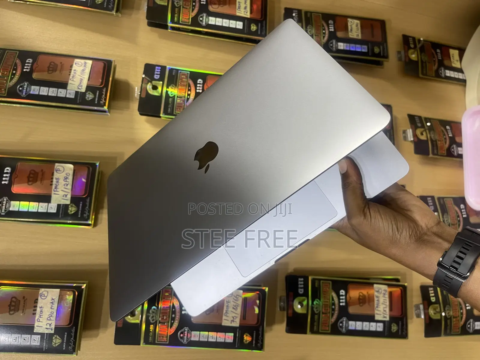 Laptop Apple MacBook Pro 2021 M1 16GB Apple M1 SSD 1T