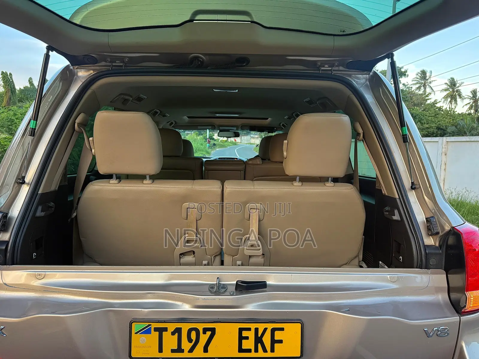 Toyota Land Cruiser 5.7 V8 VX-S 2009 Gold