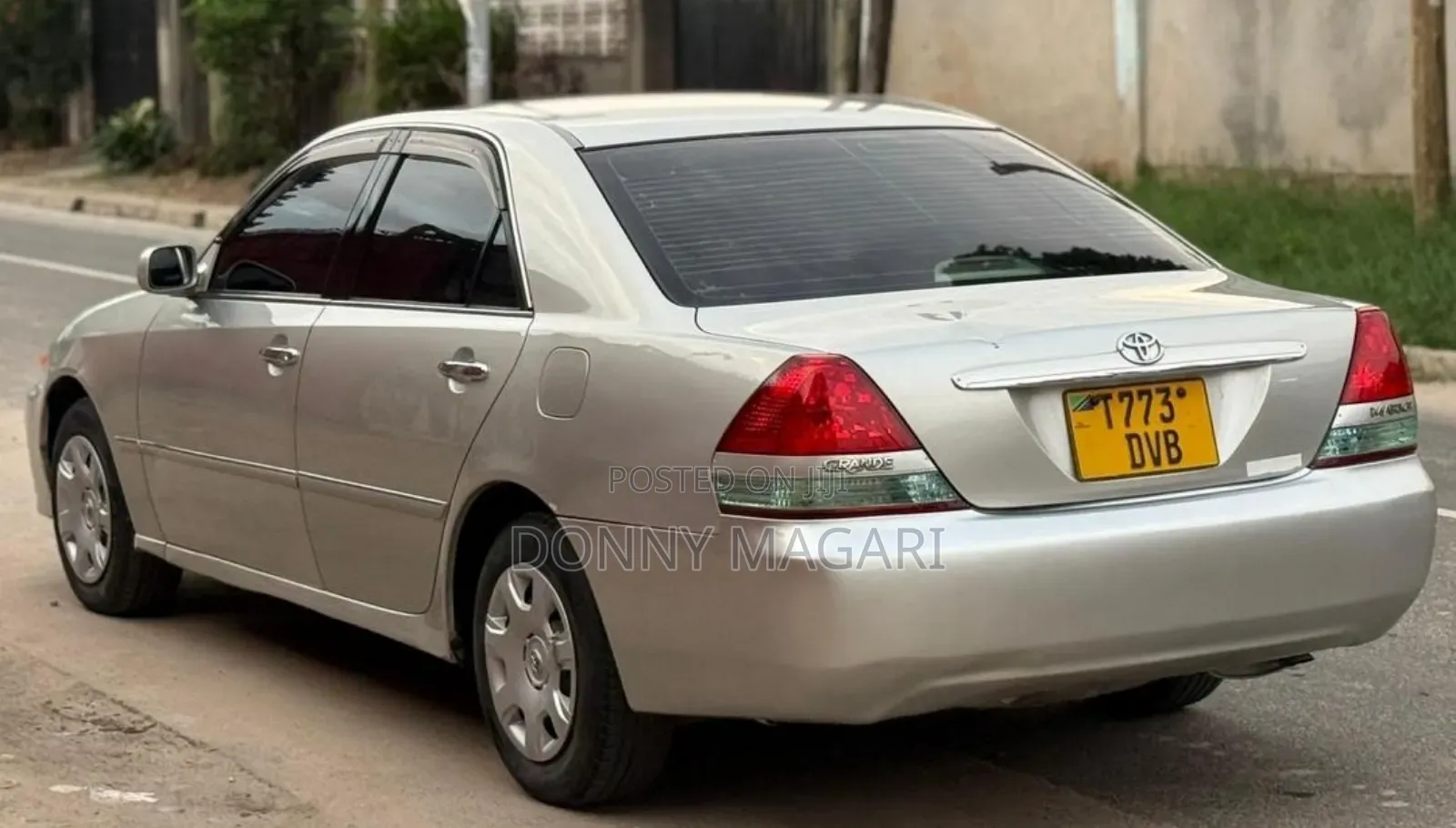 Toyota Mark II 2002 Silver