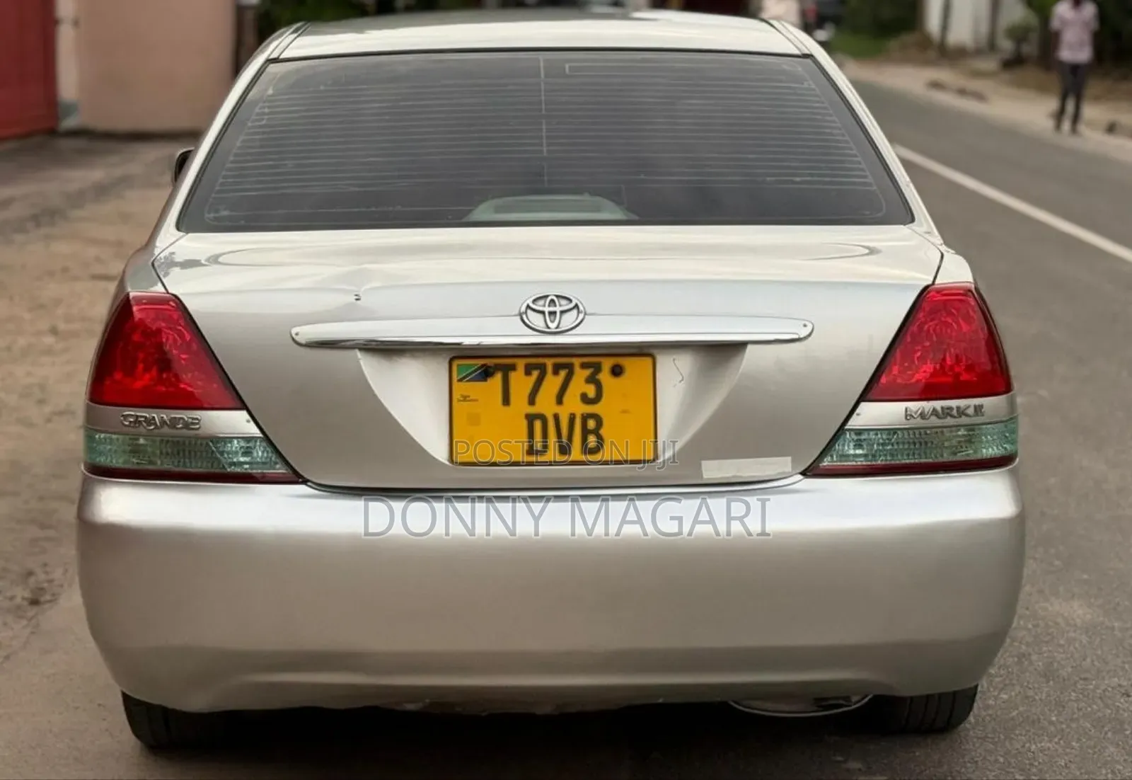 Toyota Mark II 2002 Silver