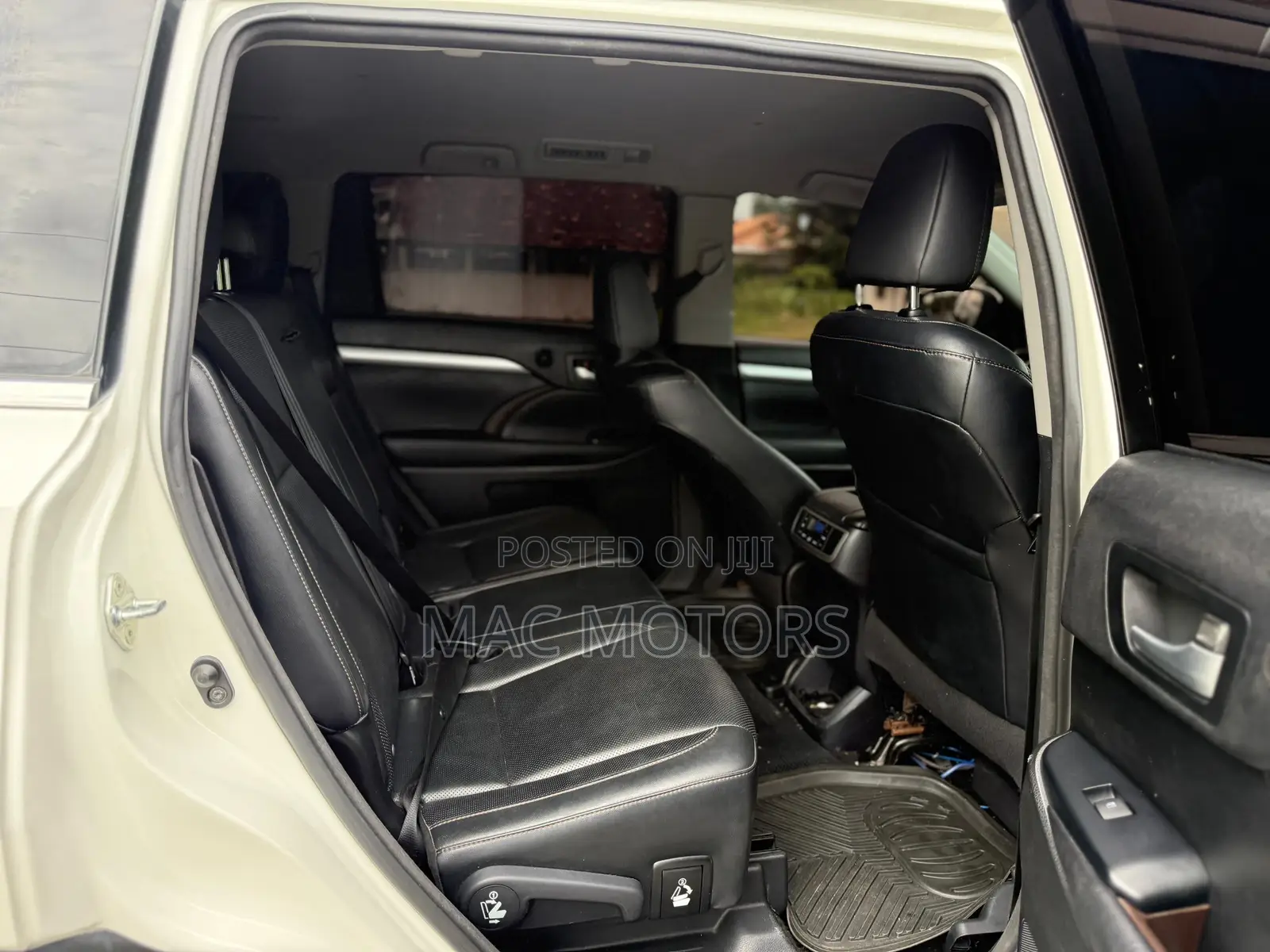 Toyota Kluger 2016 White