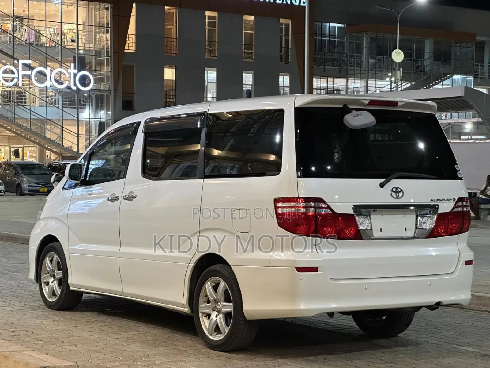 Toyota Alphard 2006 Pearl