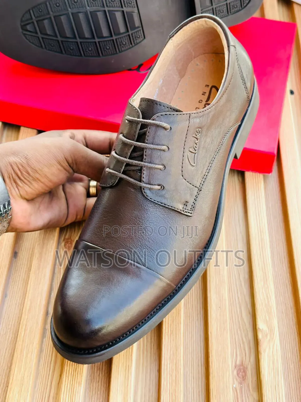 Clarks Za Kamba Za Dominant Colours
