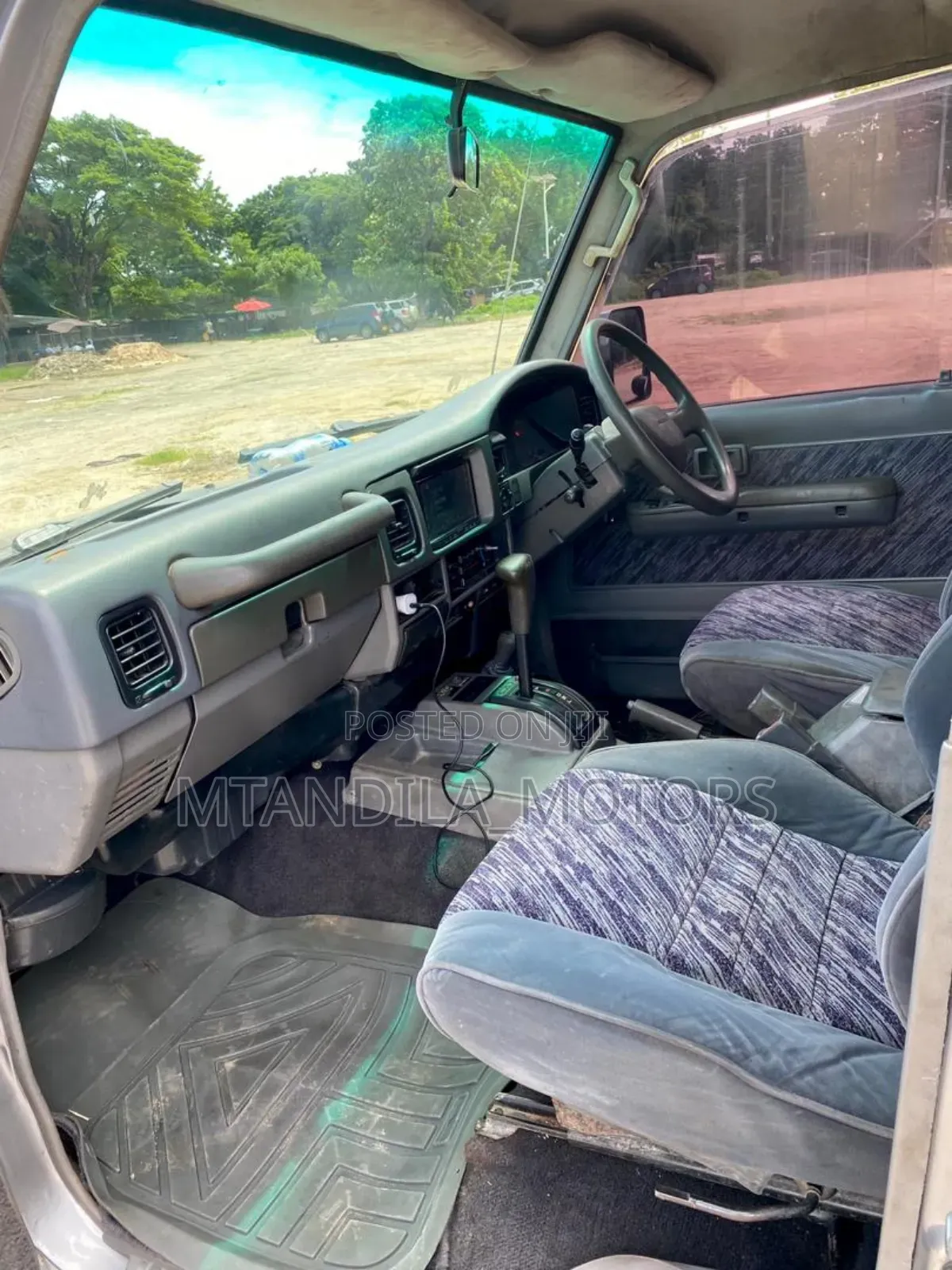 Toyota Land Cruiser Prado 2.7 5dr 2003 Silver