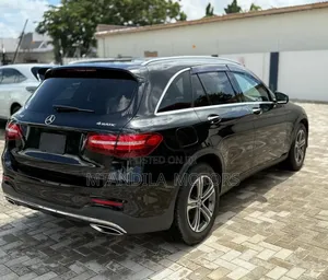 Mercedes-Benz GLC-Class 2016 Black