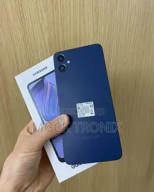 New Samsung Galaxy F05 64 GB Blue