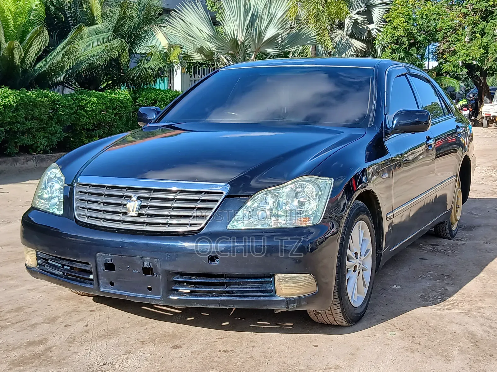 Toyota Crown 2004 Blue