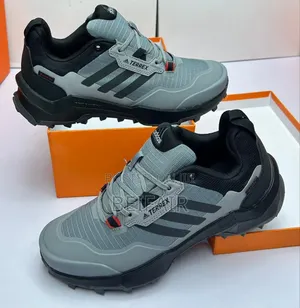 High Class Sneakers | Terrex