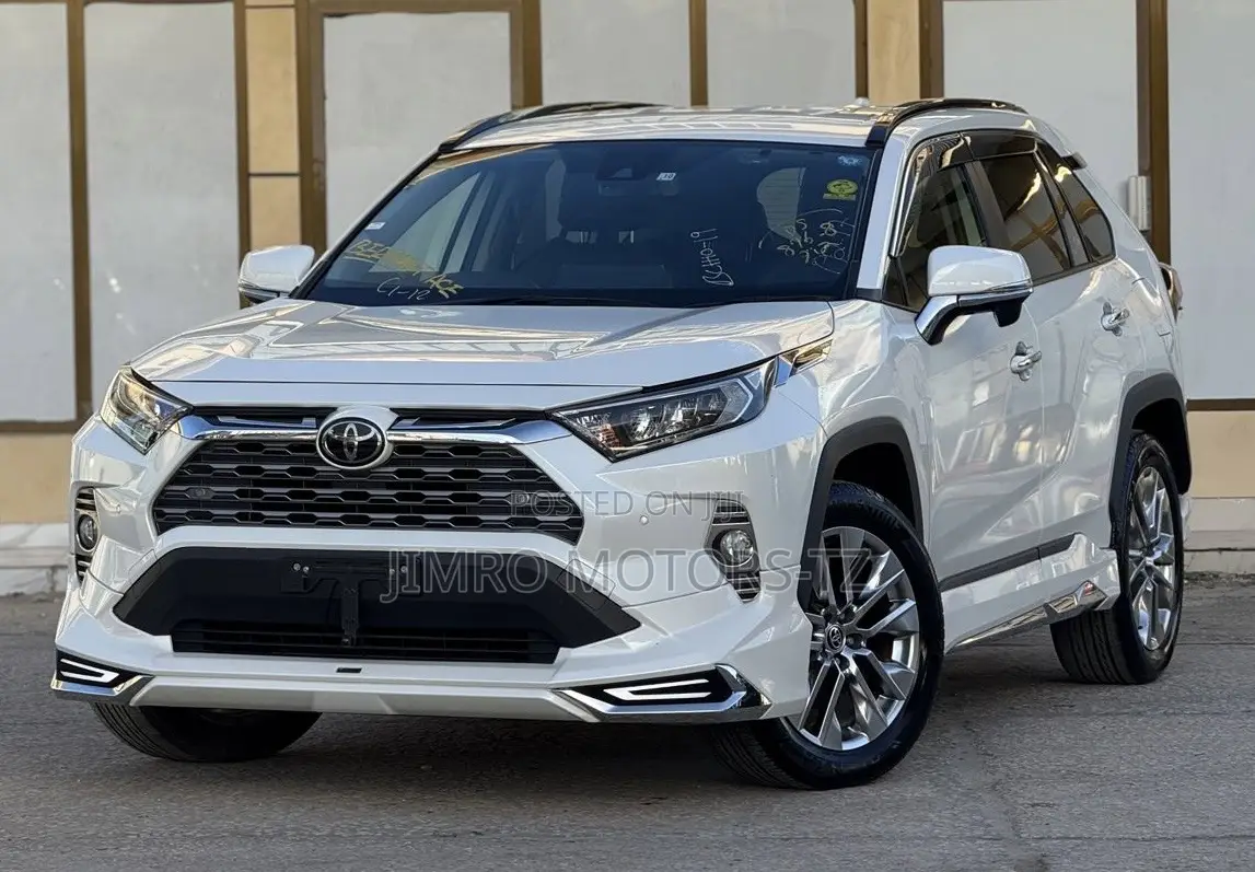 Toyota RAV4 2020 White