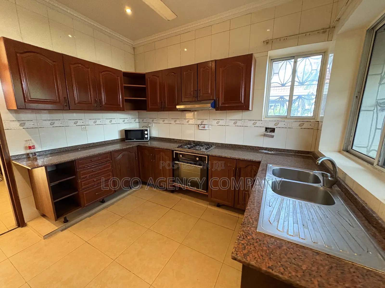 Furnished 3bdrm Villa in Trusted Real Estate, Mikocheni for rent