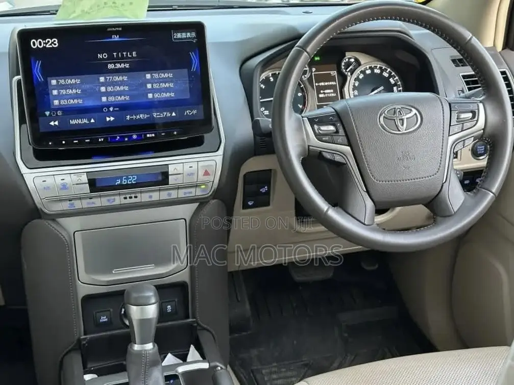 Toyota Land Cruiser Prado 2.7 2021 Black