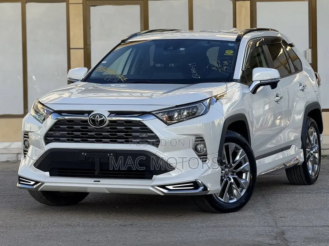 Toyota RAV4 2020 White