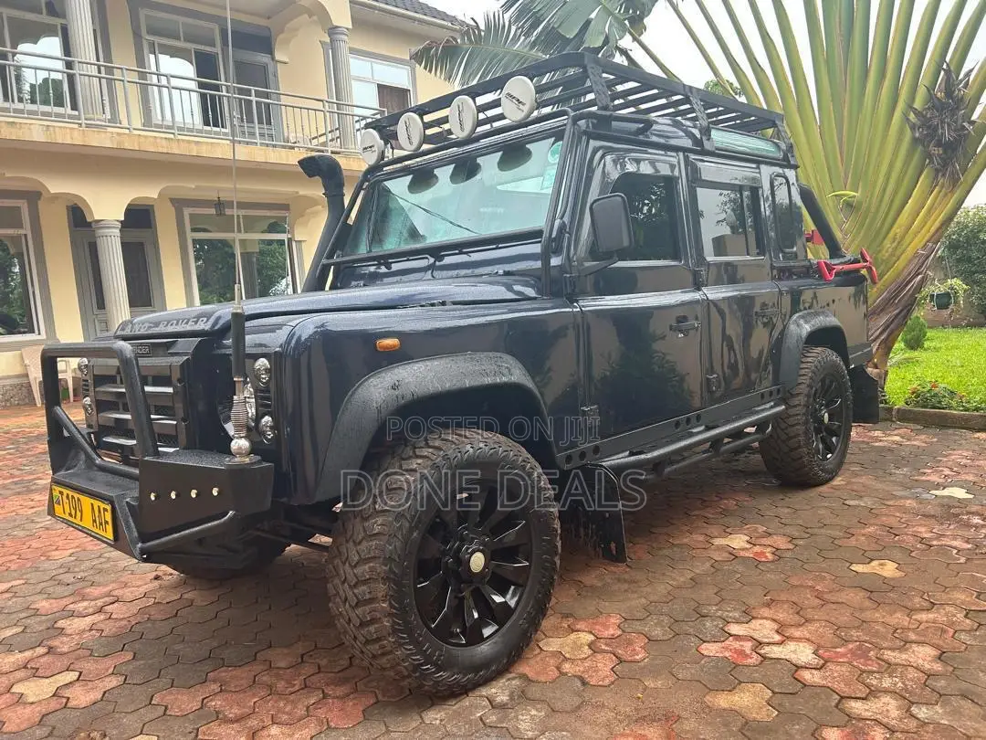 Land Rover Defender 1997 Black