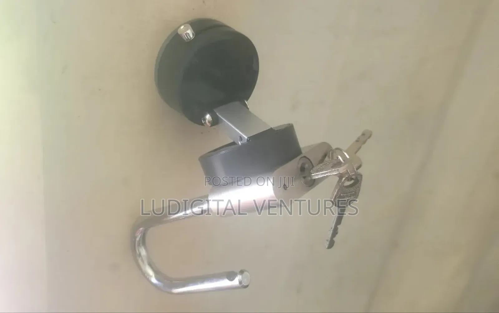 Strong Magnetic Phone Holder / Stand.