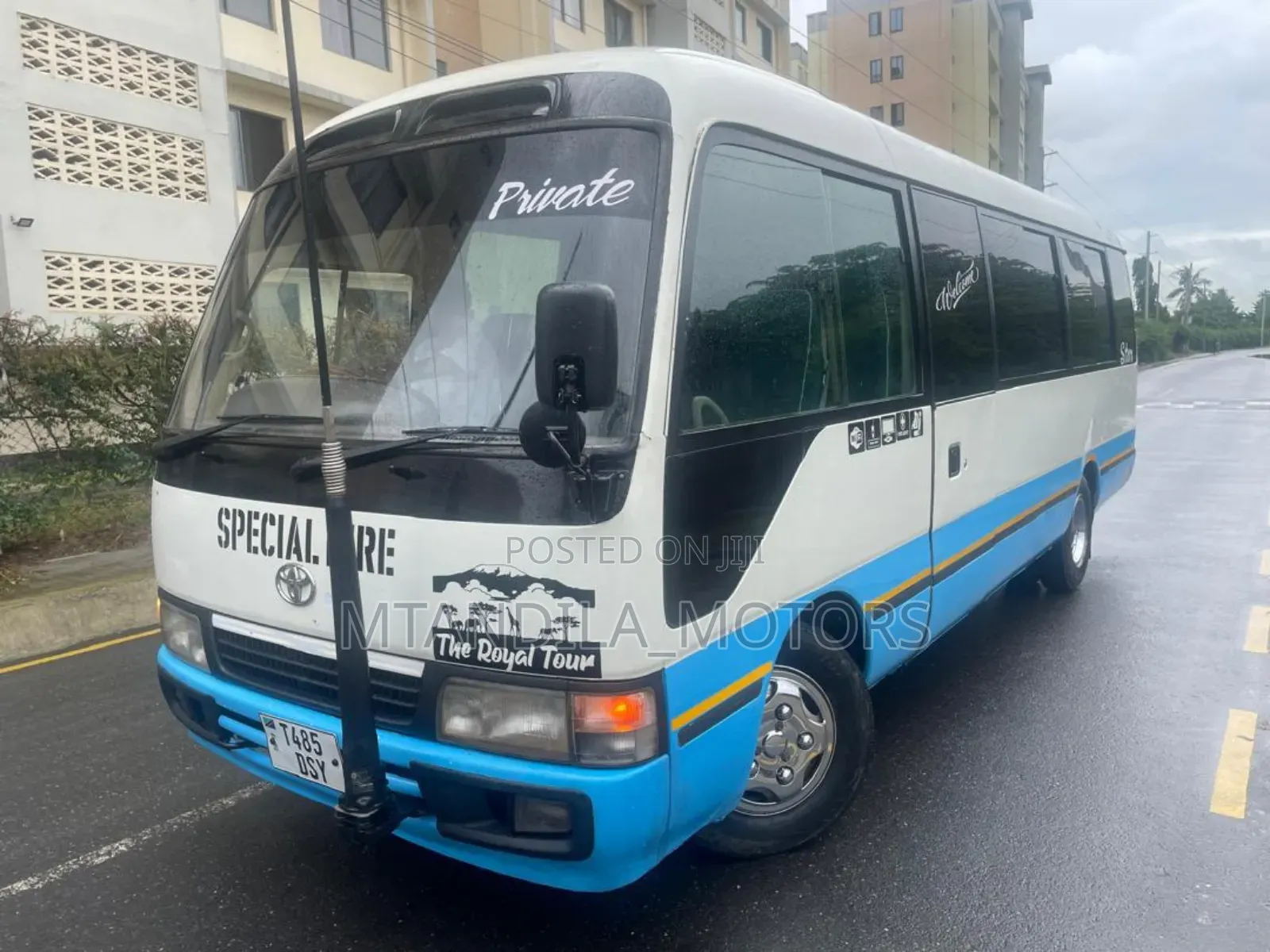 Toyota Coaster 2002 White