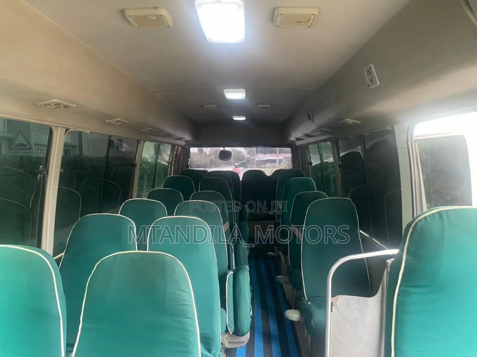 Toyota Coaster 2002 White