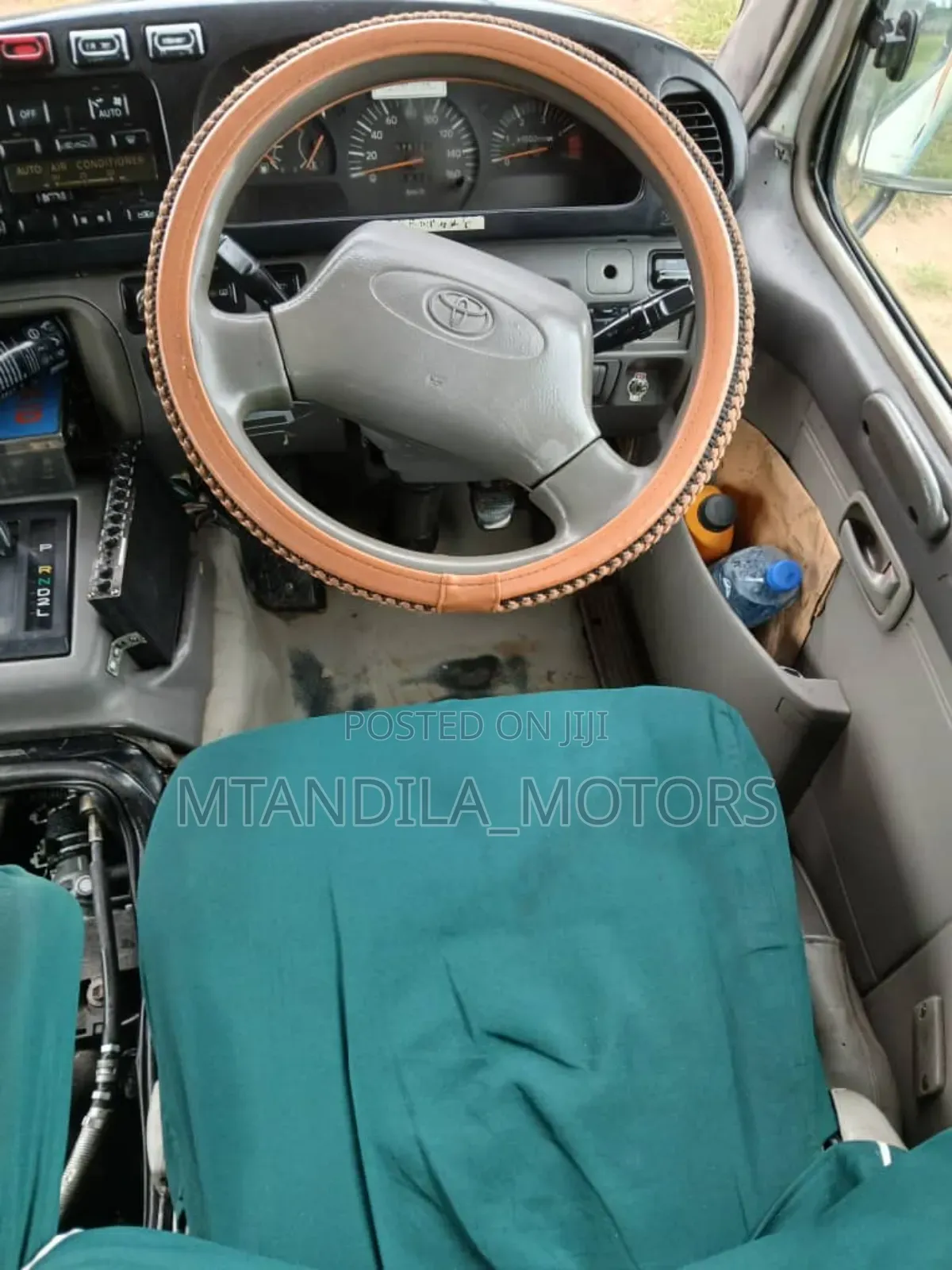 Toyota Coaster 2002 White