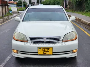 Toyota Mark II 2.5 AWD 2000 White