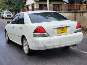 Toyota Mark II 2.5 AWD 2000 White