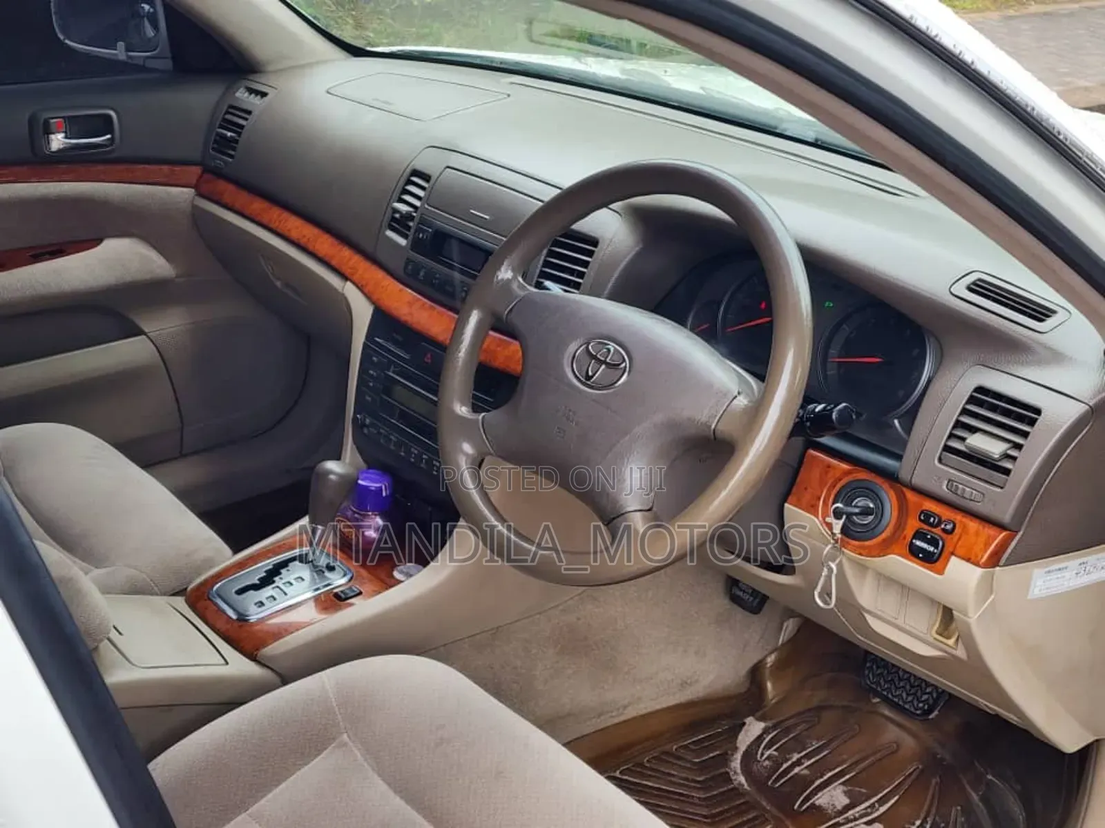 Toyota Mark II 2.5 AWD 2000 White