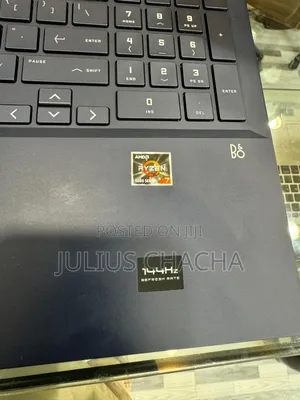 New Laptop HP Victus 16 16GB AMD Ryzen 7 SSD 1T