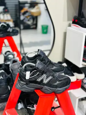 Photo - New Balance 9060