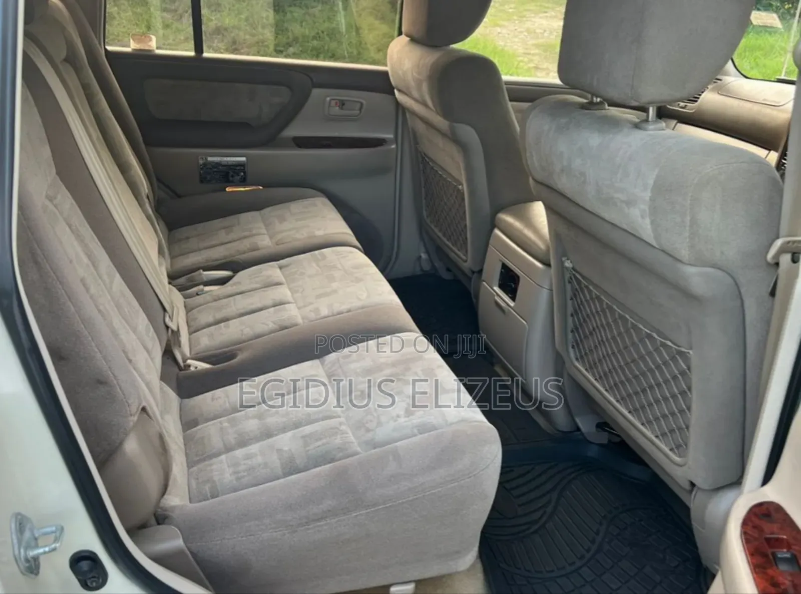 Toyota Land Cruiser 2000 White