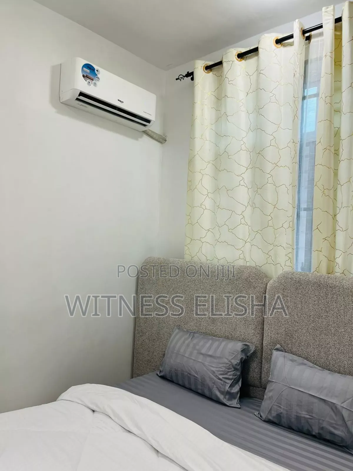 Single Master Bedroom Airbnb- Sinza