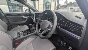 Volkswagen Touareg 2023 Silver