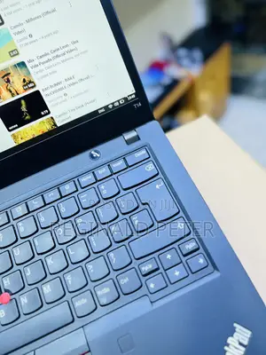 Laptop Lenovo ThinkPad T14 G3 16GB Intel Core I5 SSD 512GB