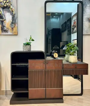 Dressing Table High Quality