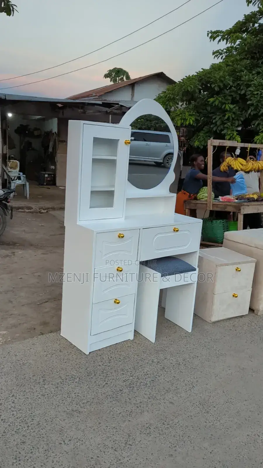 Dressing Table Circle Mirror