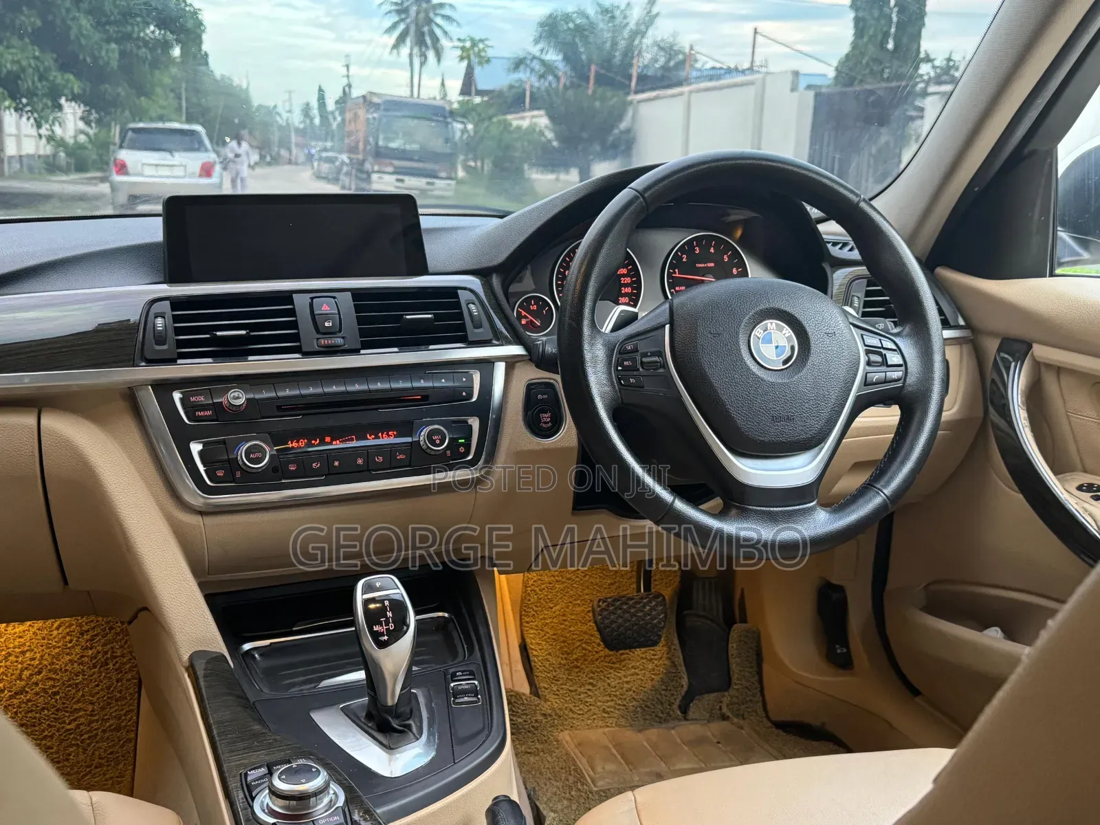 BMW 3 Series 2013 White
