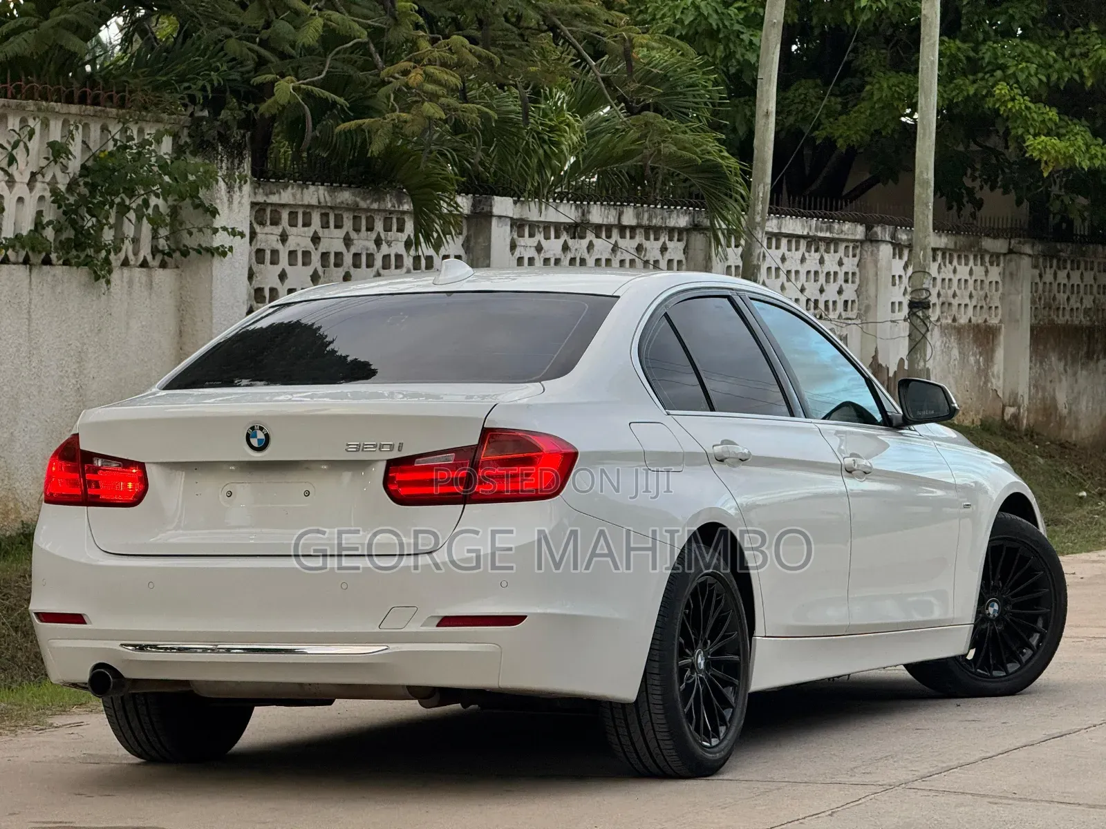 BMW 3 Series 2013 White