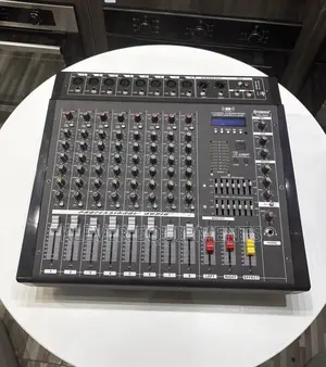 Yamaha 8 Channels Power Mixer PMX-808du