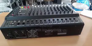 Yamaha 12channel Power Mixer PMX-1208d
