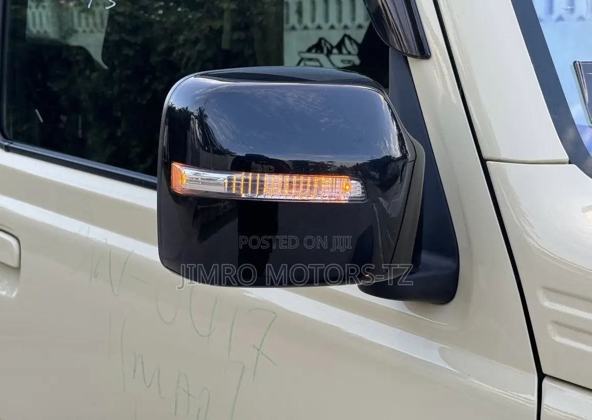 Suzuki Jimny 2020 Beige