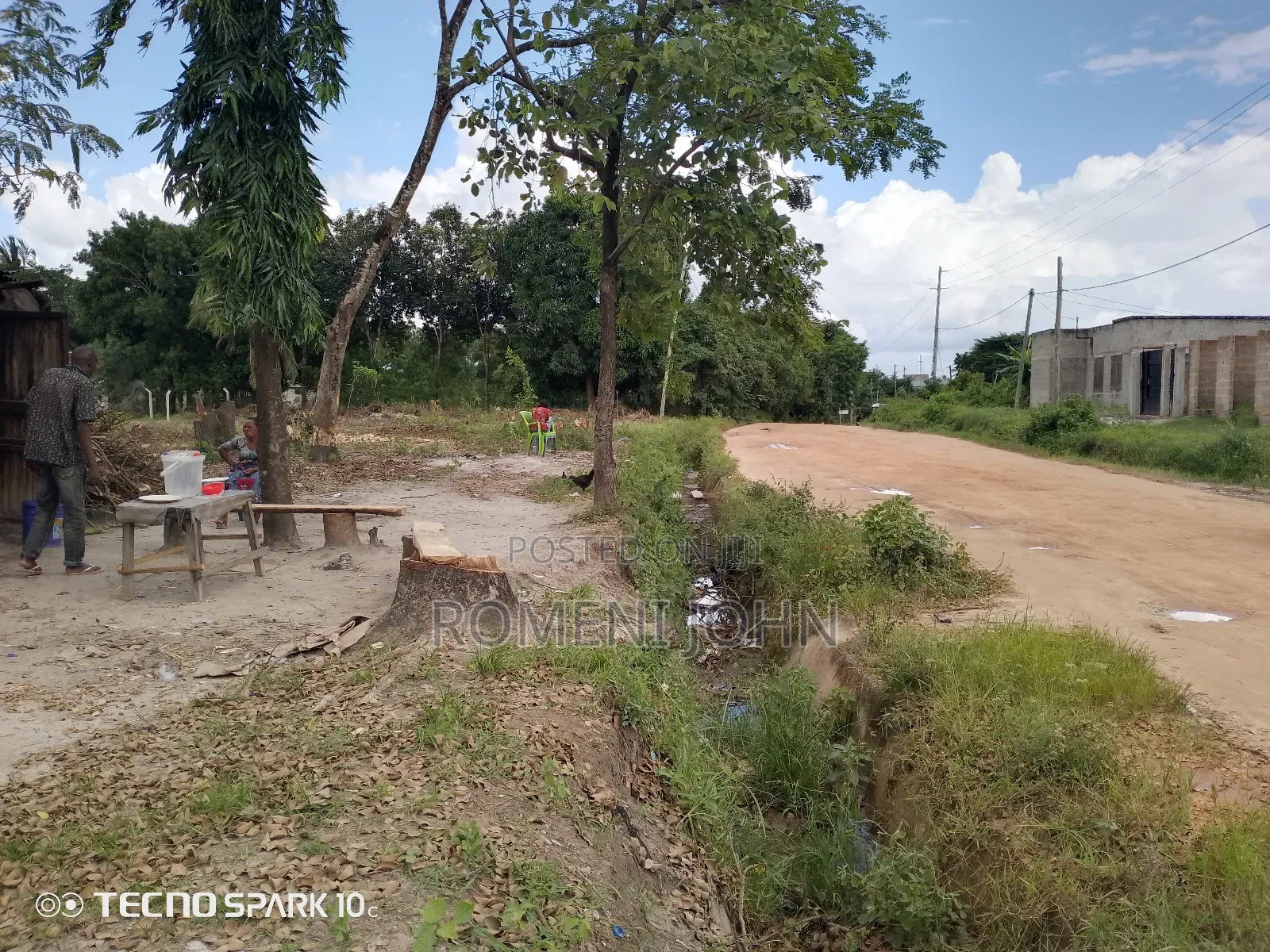 Kiwanja Sqmita 200 Kinauzwa Milioni 5.9 Ukonga Majohe Rada.