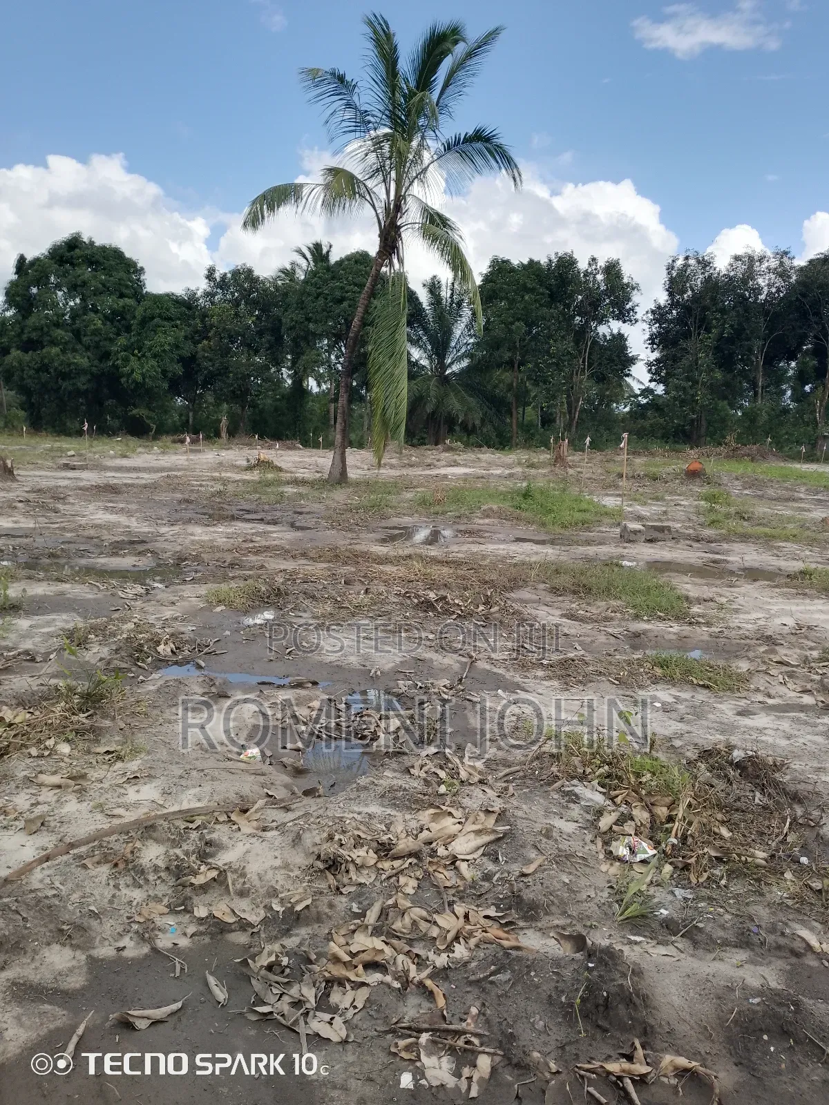 Kiwanja Mita 15 Kwa Mita 15 Kinauzwa Milioni 6 Majohe Rada.