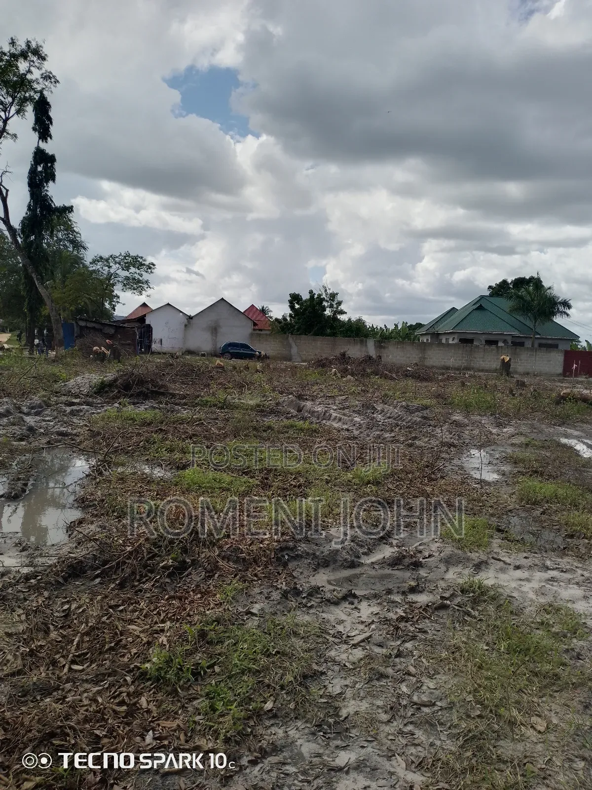 Kiwanja Sqmita 144 Kinauzwa Milioni 5.5 Ukonga Majohe Rada.