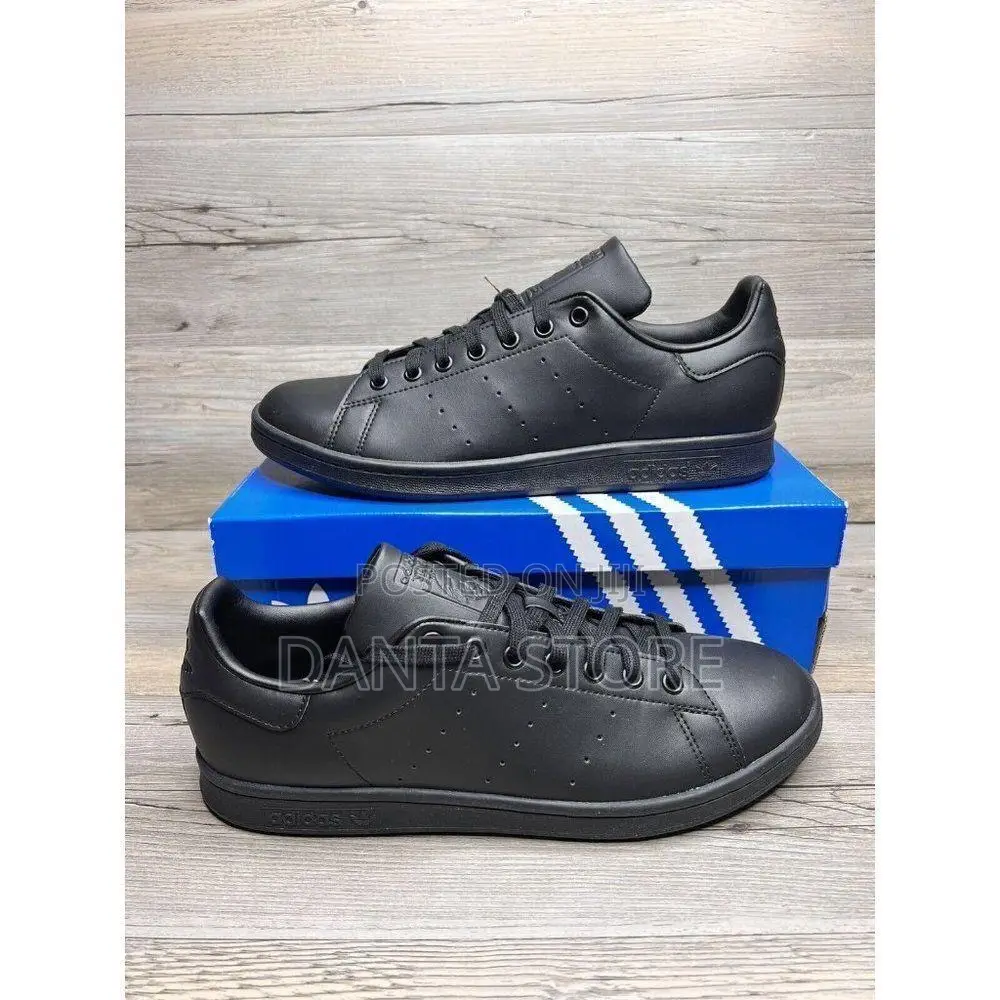 Stan Smith Adidas Black