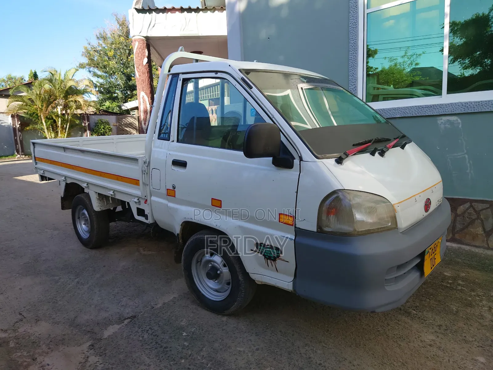 Toyota Toyoace 2004 White