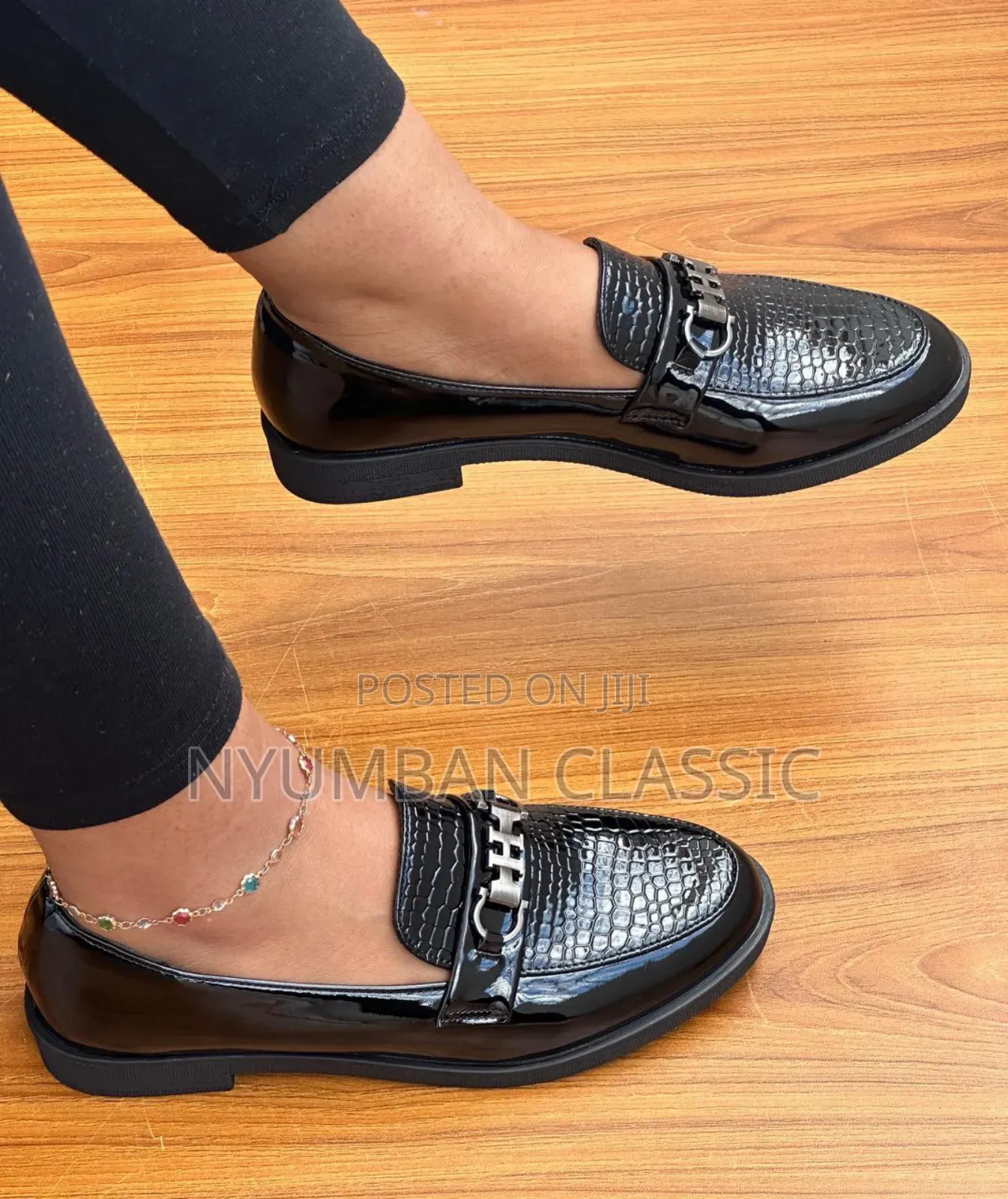 Official Women's Shines Shoes