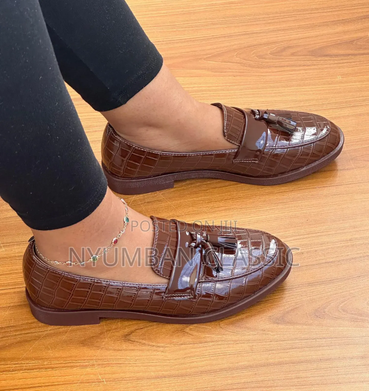 Official Women's Shines Shoes